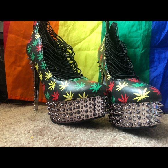 Marry Jane statement heels - Picture 7 of 8
